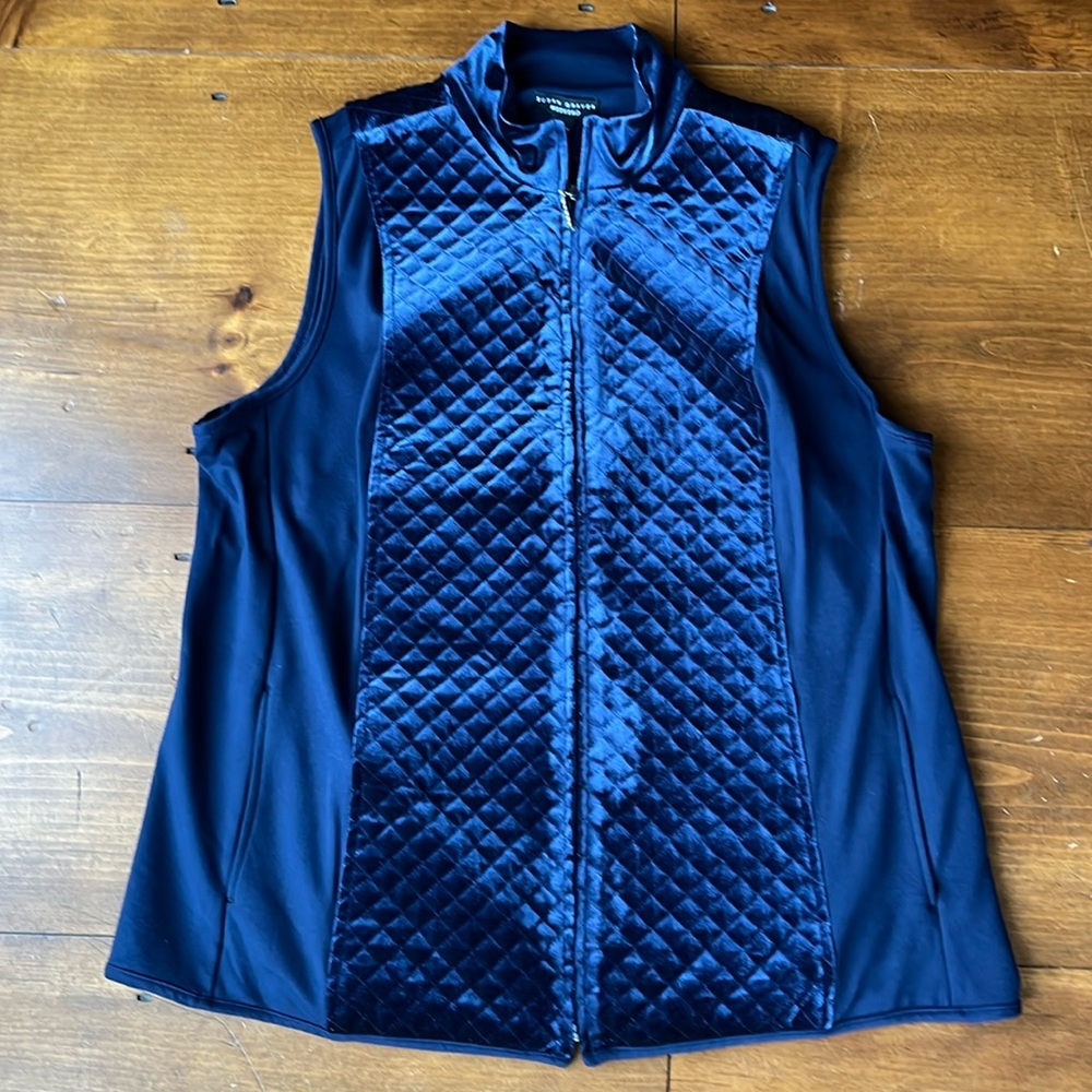 Susan Graver Weekend Zip Front Dark Blue Vest - Sz 1X